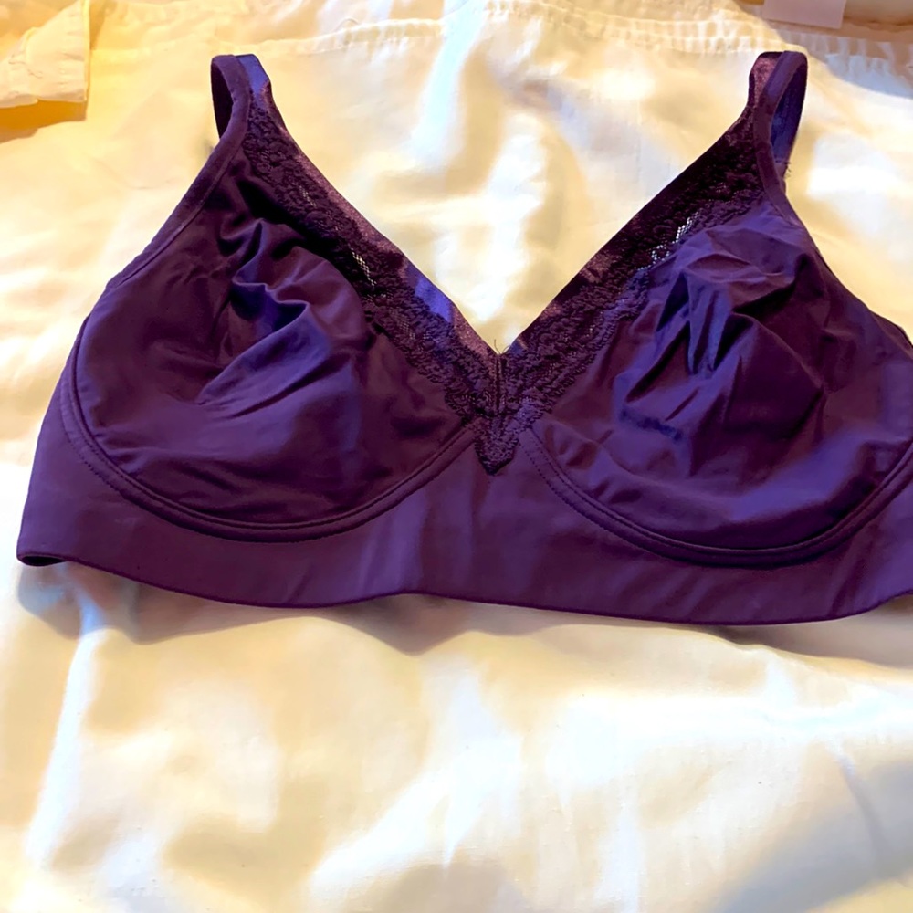 NWOT Olga wireless eggplant colored bra size 36 DD